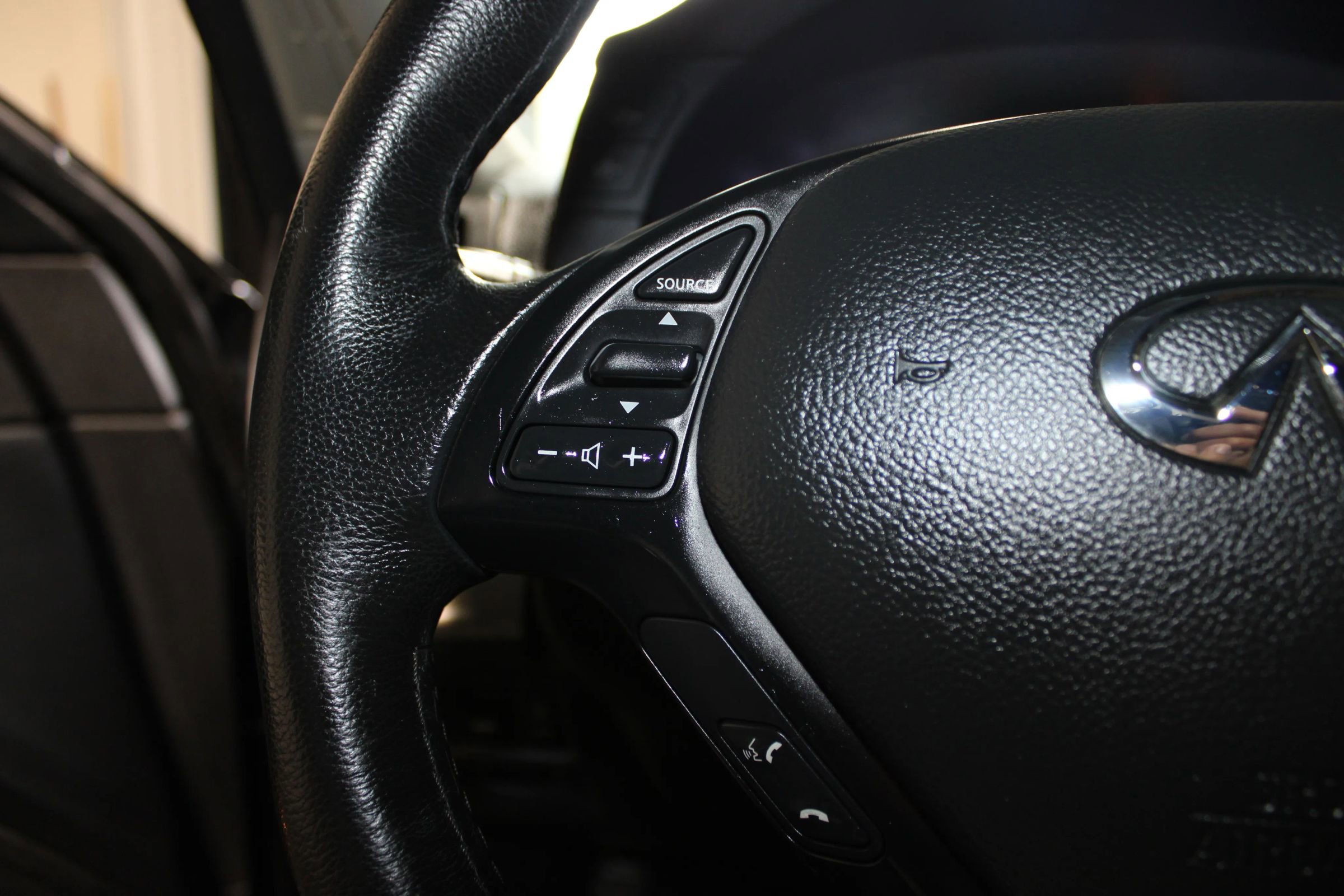 Used 2012 INFINITI G37 Journey w/ Premium Pkg RWD image 22