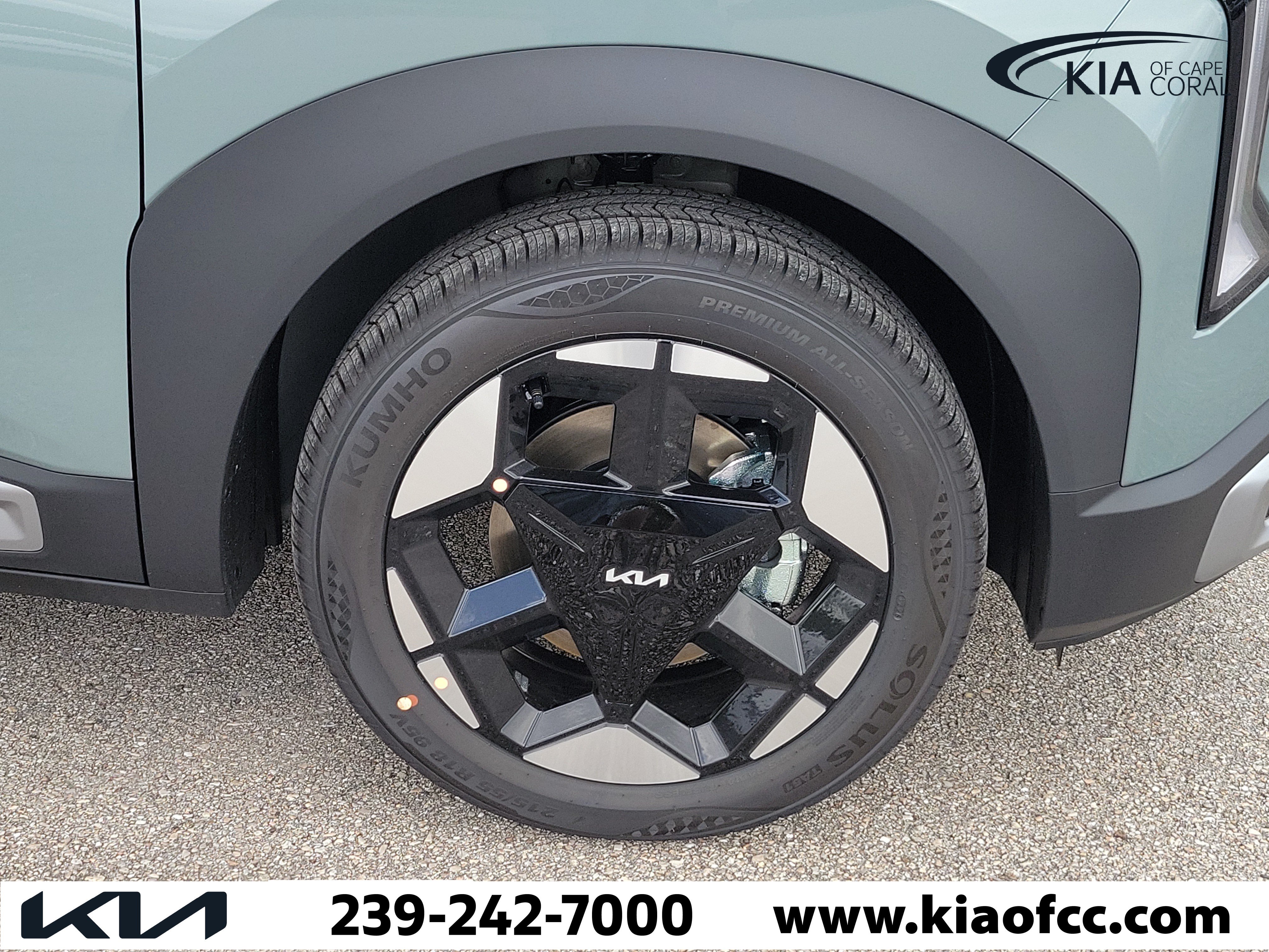 New 2027 Kia Seltos S FWD image 7