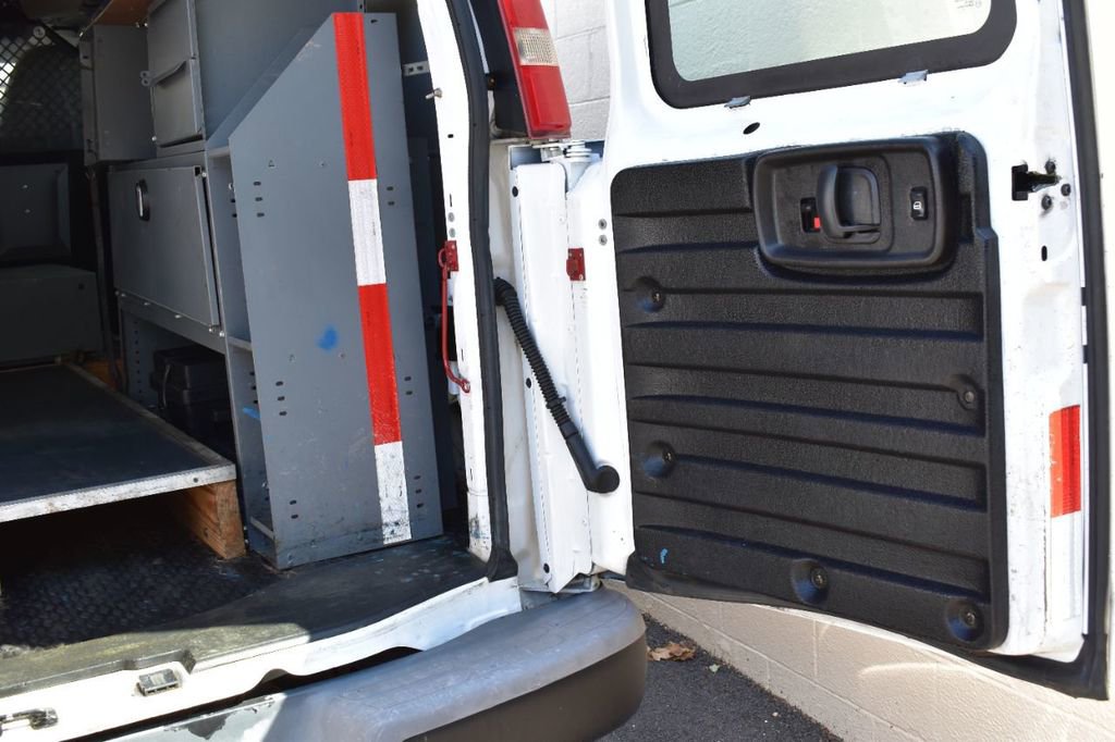 Used 2014 Chevrolet Express 2500 image 28