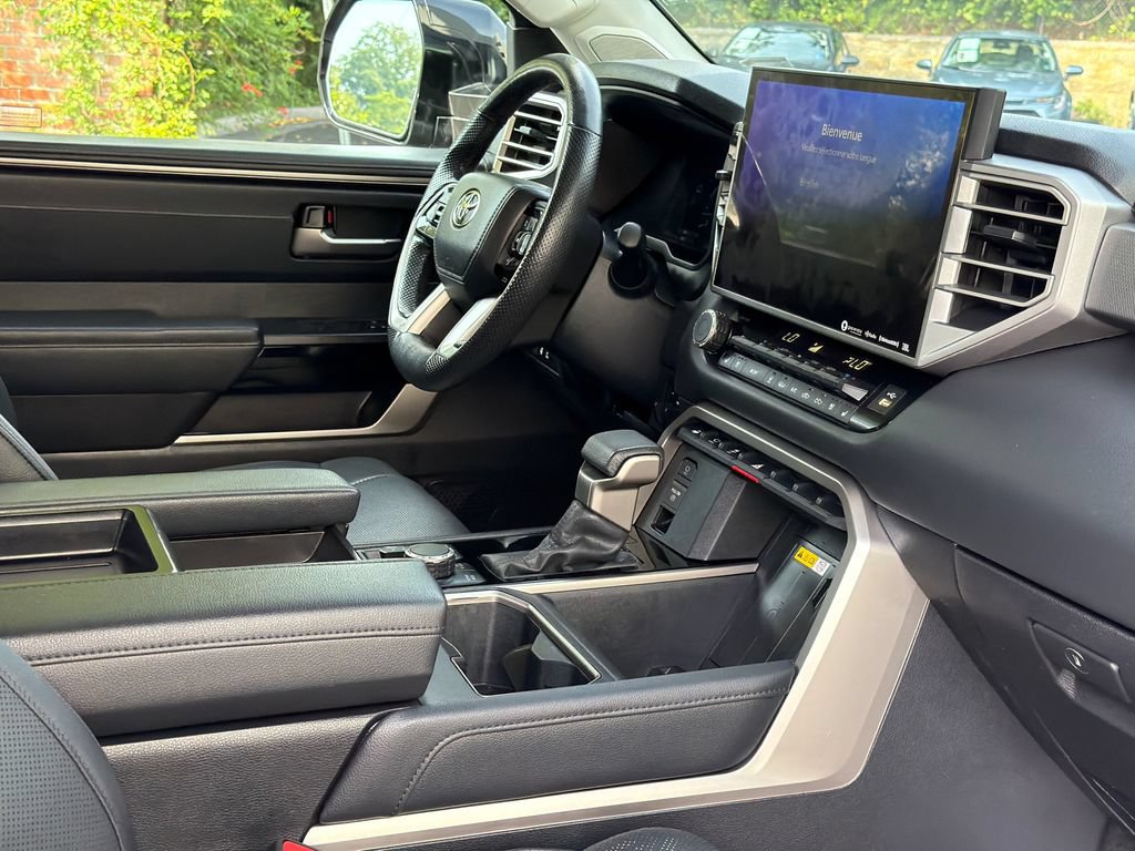 Used 2024 Toyota Tundra Limited AWD/4WD image 12