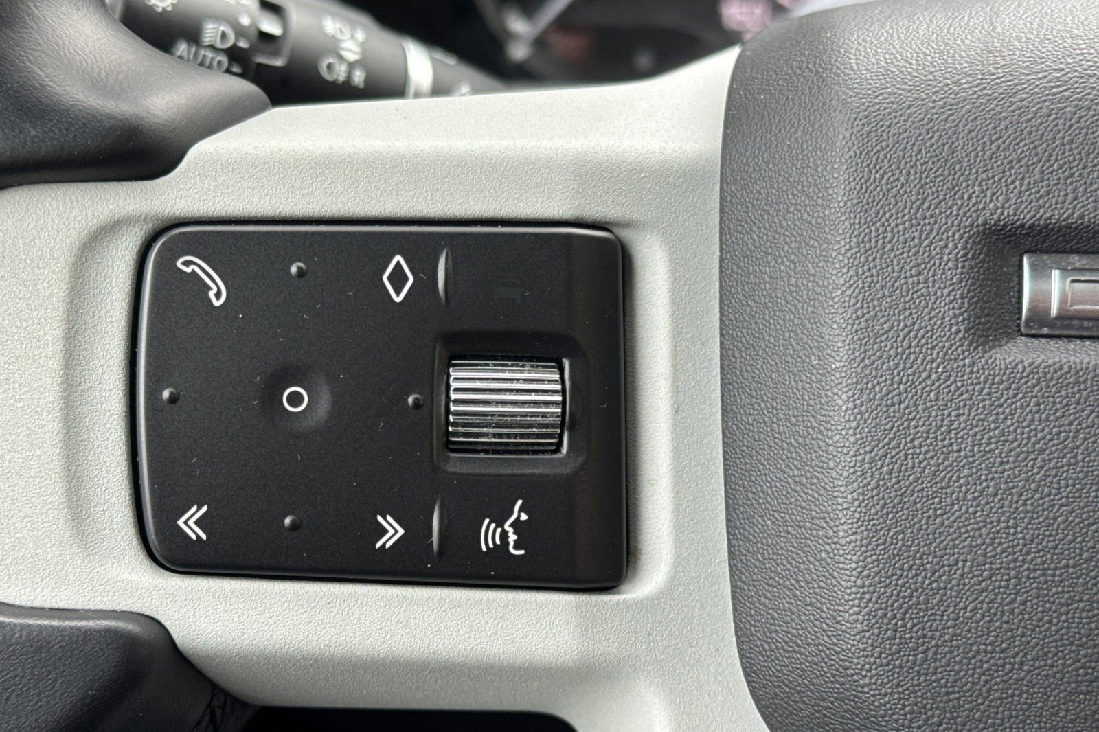 Certified 2023 Land Rover Defender 110 S image 28