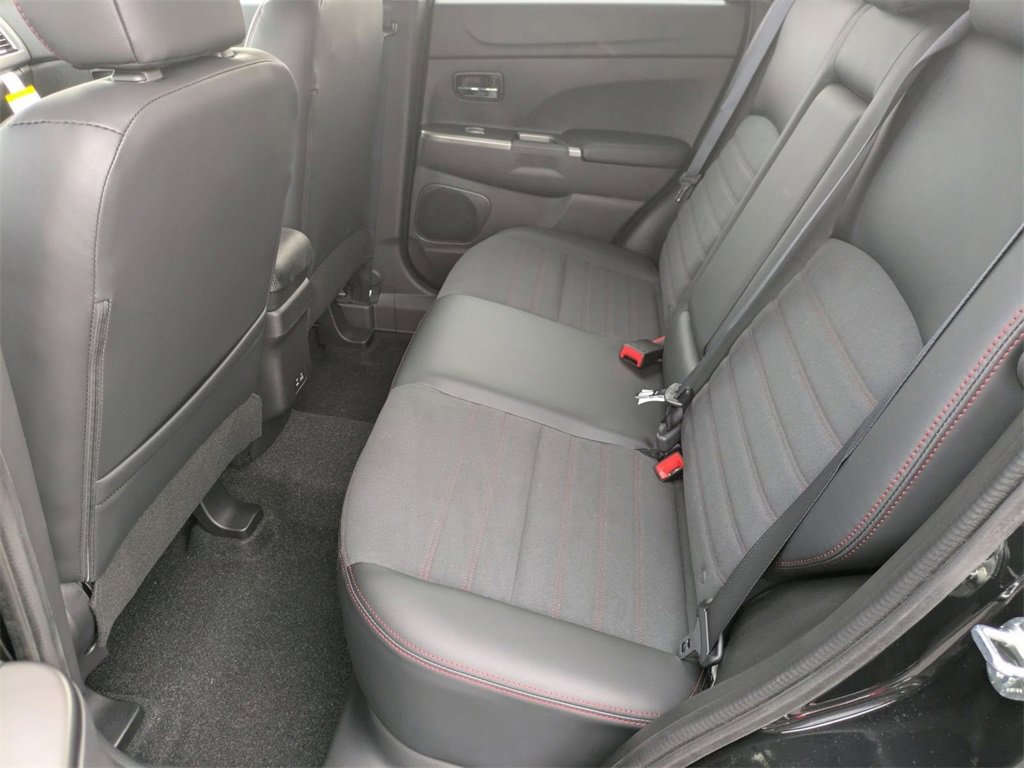 New 2025 Mitsubishi Outlander Sport SE image 23