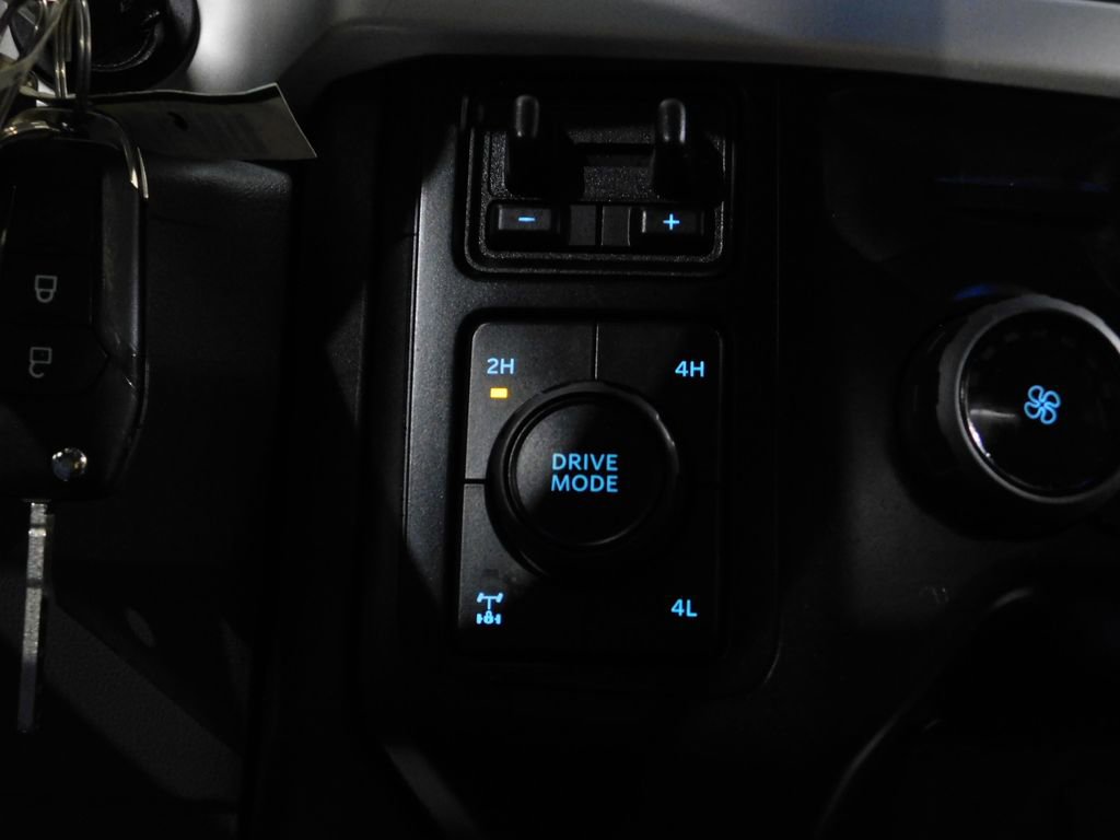 Used 2023 Ford F250 XLT image 47