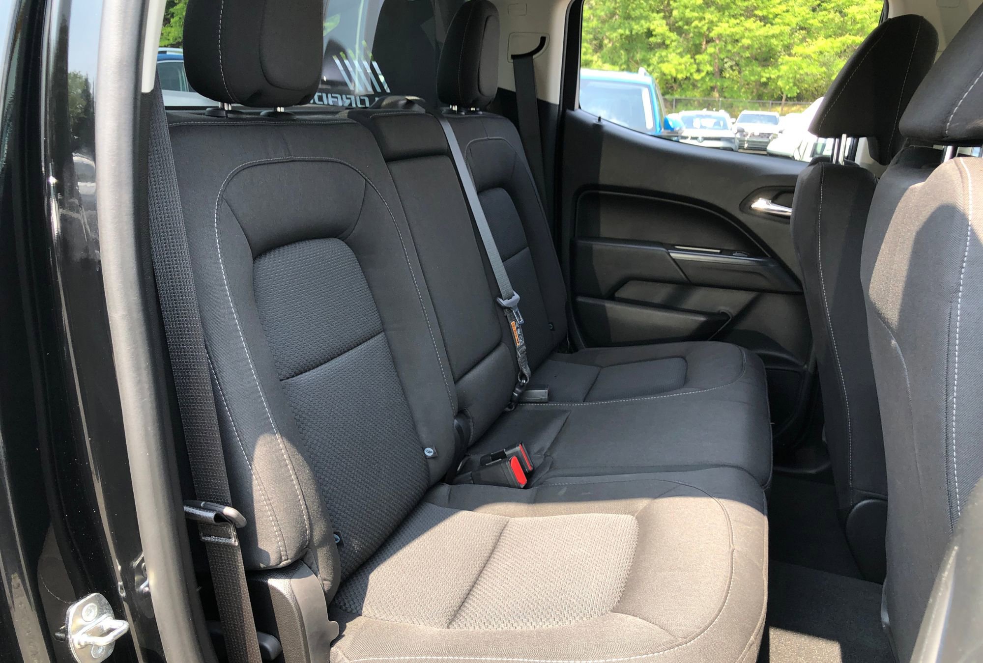 Used 2022 Chevrolet Colorado LT w/ Redline Special Edition image 32