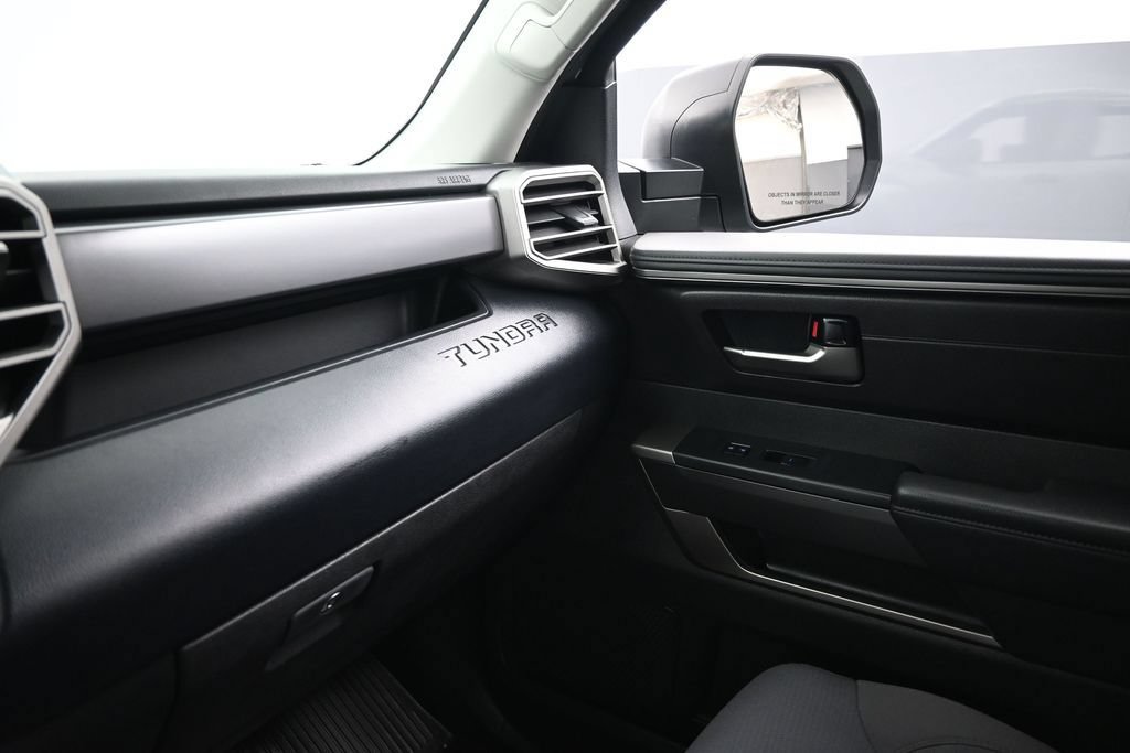 Used 2024 Toyota Tundra SR5 AWD/4WD image 9