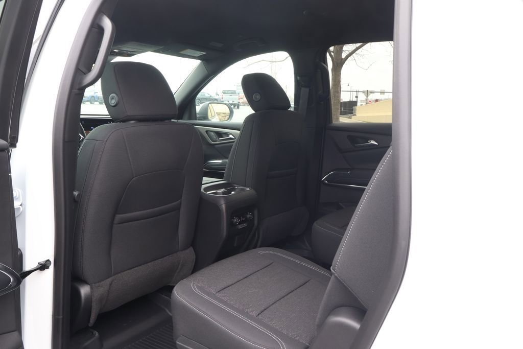 New 2026 Chevrolet Traverse LT w/ Driver Confidence Package FWD image 37