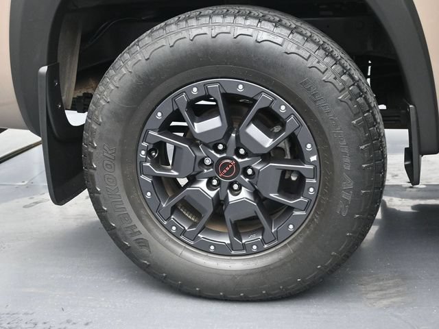 Used 2022 Nissan Frontier PRO-4X w/ Pro-4X Premium Package AWD/4WD image 41