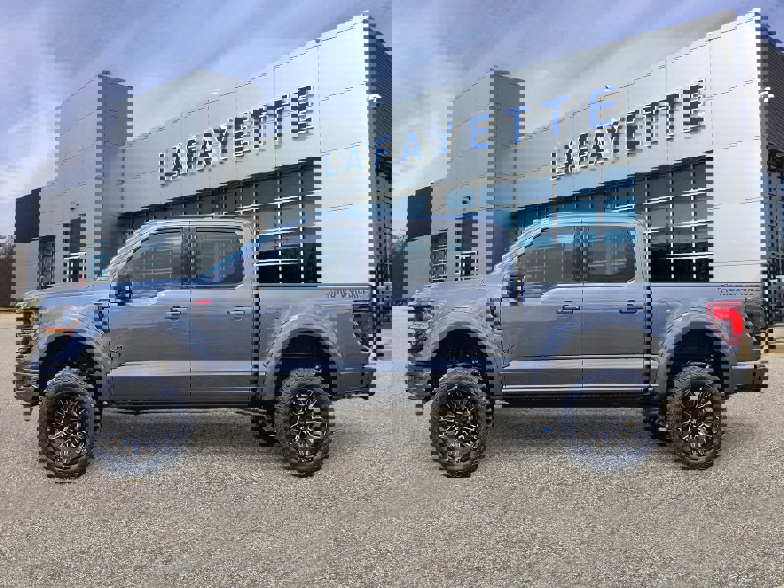 New 2025 Ford F150 XLT w/ Equipment Group 303A High image 6