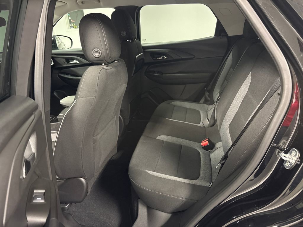 Used 2021 Chevrolet TrailBlazer LT FWD image 30