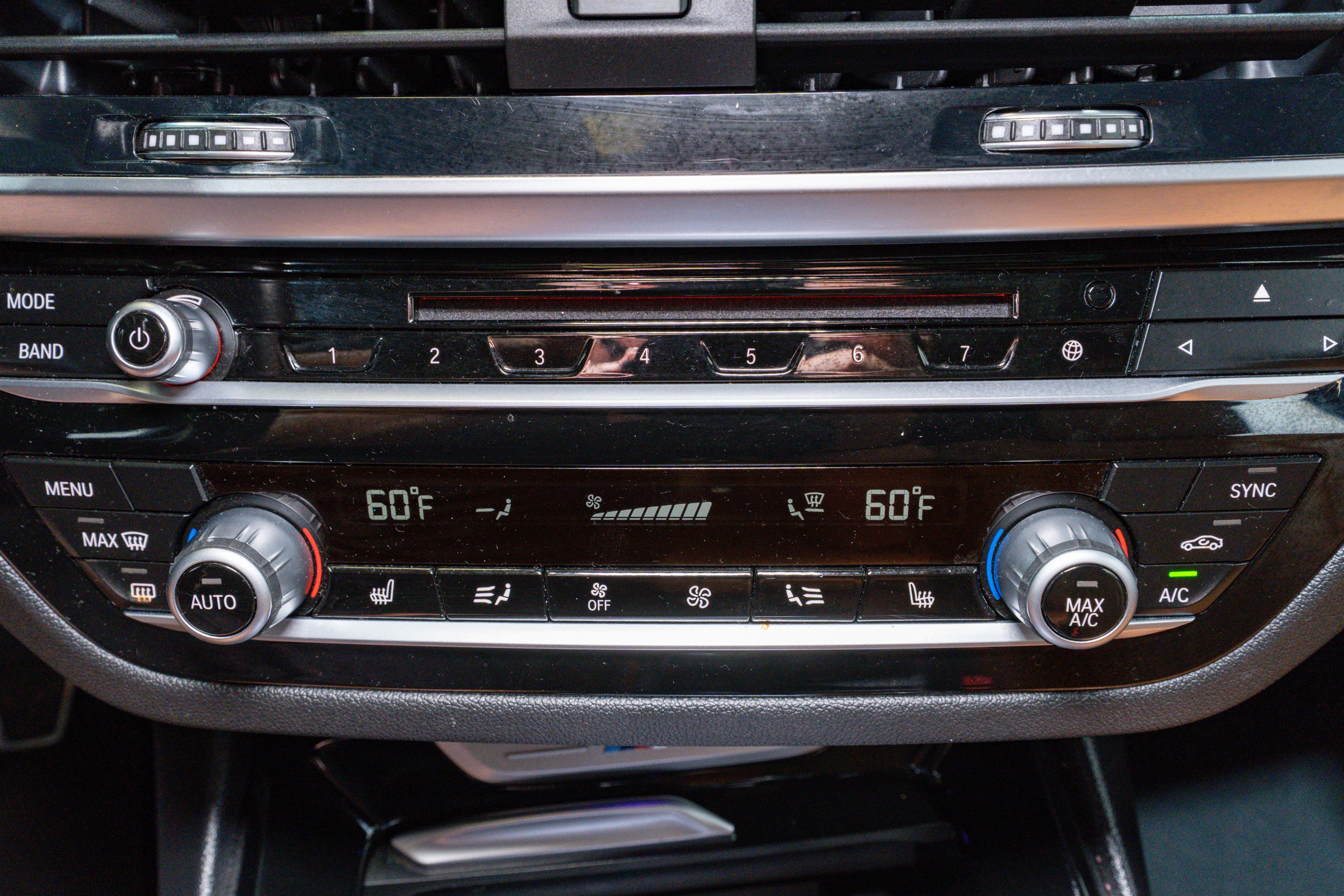 Used 2018 BMW X3 M40i image 24