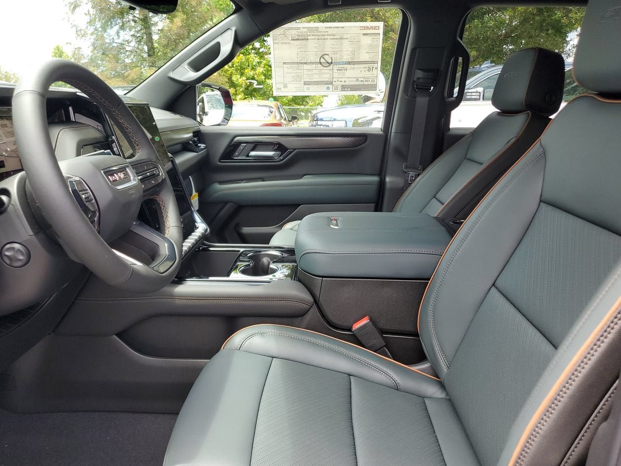 New 2026 GMC Yukon XL AT4 w/ AT4 Premium Package AWD/4WD image 19