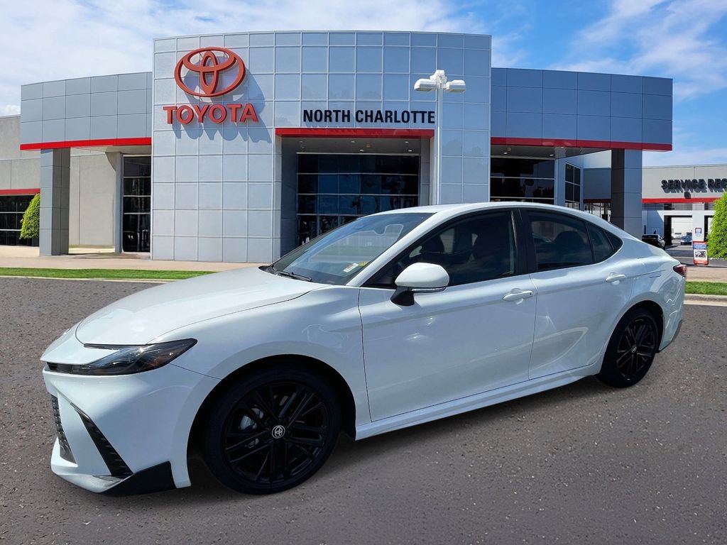 Used 2025 Toyota Camry SE w/ Multimedia Upgrade Package FWD image 9