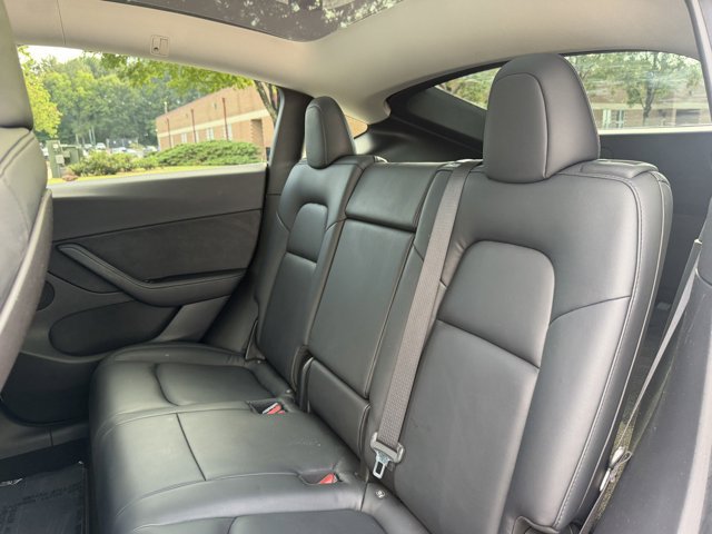 Used 2020 Tesla Model Y Long Range AWD/4WD image 18