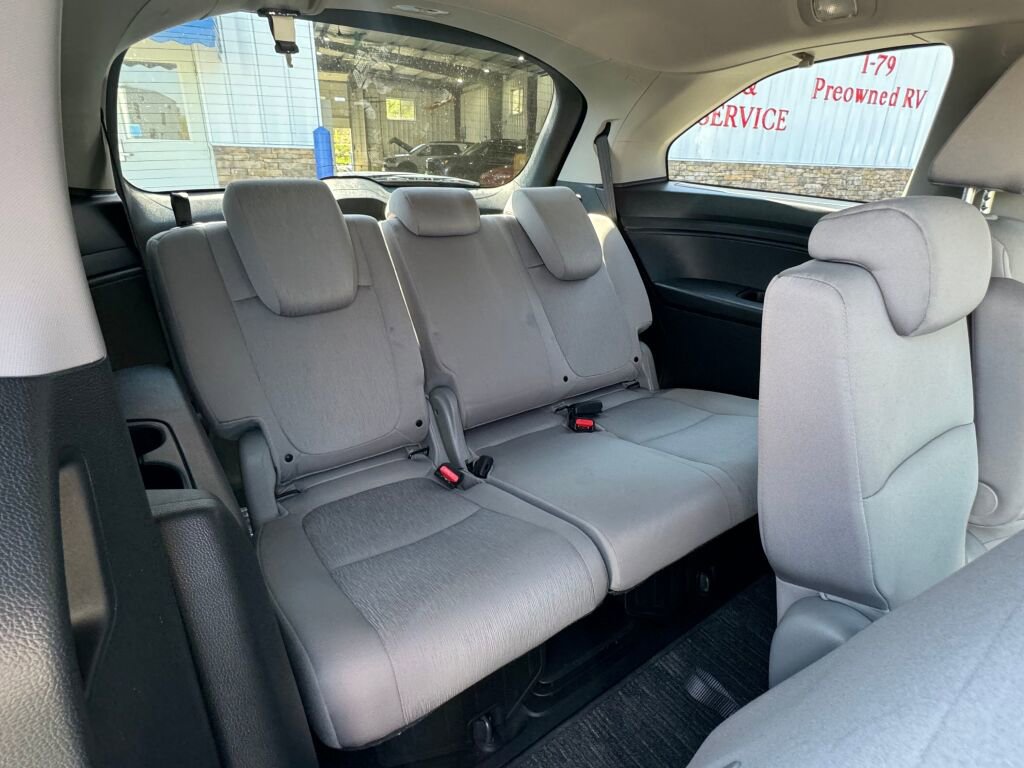 Used 2023 Honda Odyssey EX image 19