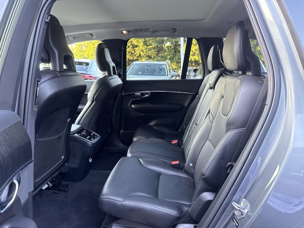 Used 2020 Volvo XC90 T6 Momentum w/ Protection Package AWD/4WD image 25
