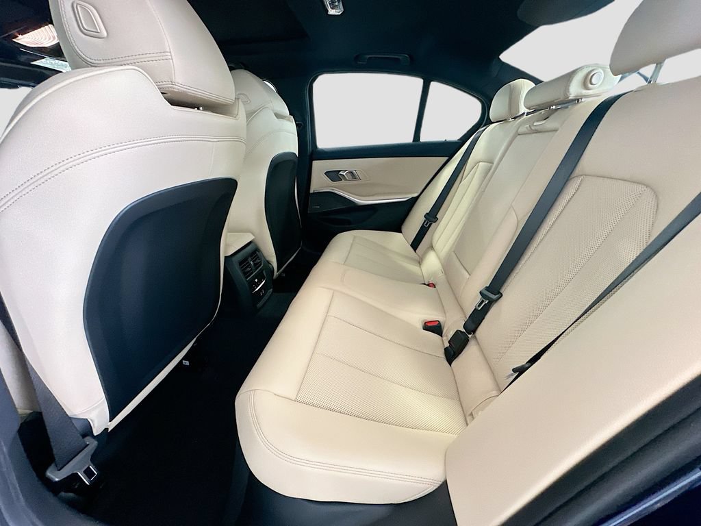 New 2026 BMW 330i xDrive Sedan w/ Premium Package AWD/4WD image 24