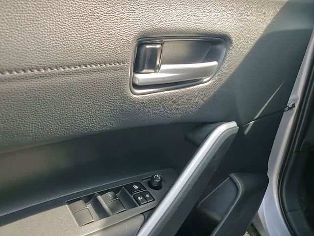 Certified 2025 Toyota Corolla Cross XLE image 11