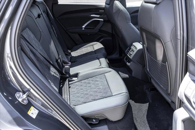 New 2026 Audi SQ5 Premium Plus AWD/4WD image 23