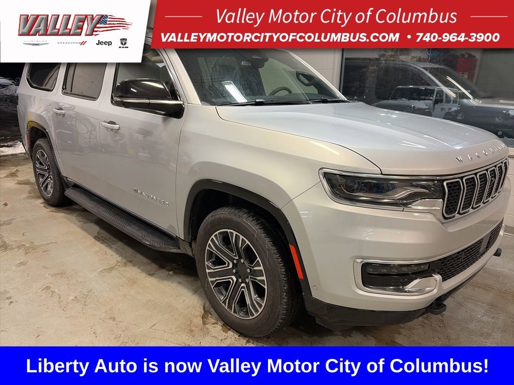 Used 2024 Jeep Wagoneer L 4WD w/ Premium Group I image 1