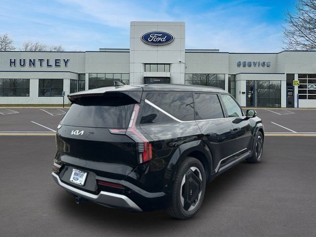 Used 2024 Kia EV9 Land AWD/4WD image 5