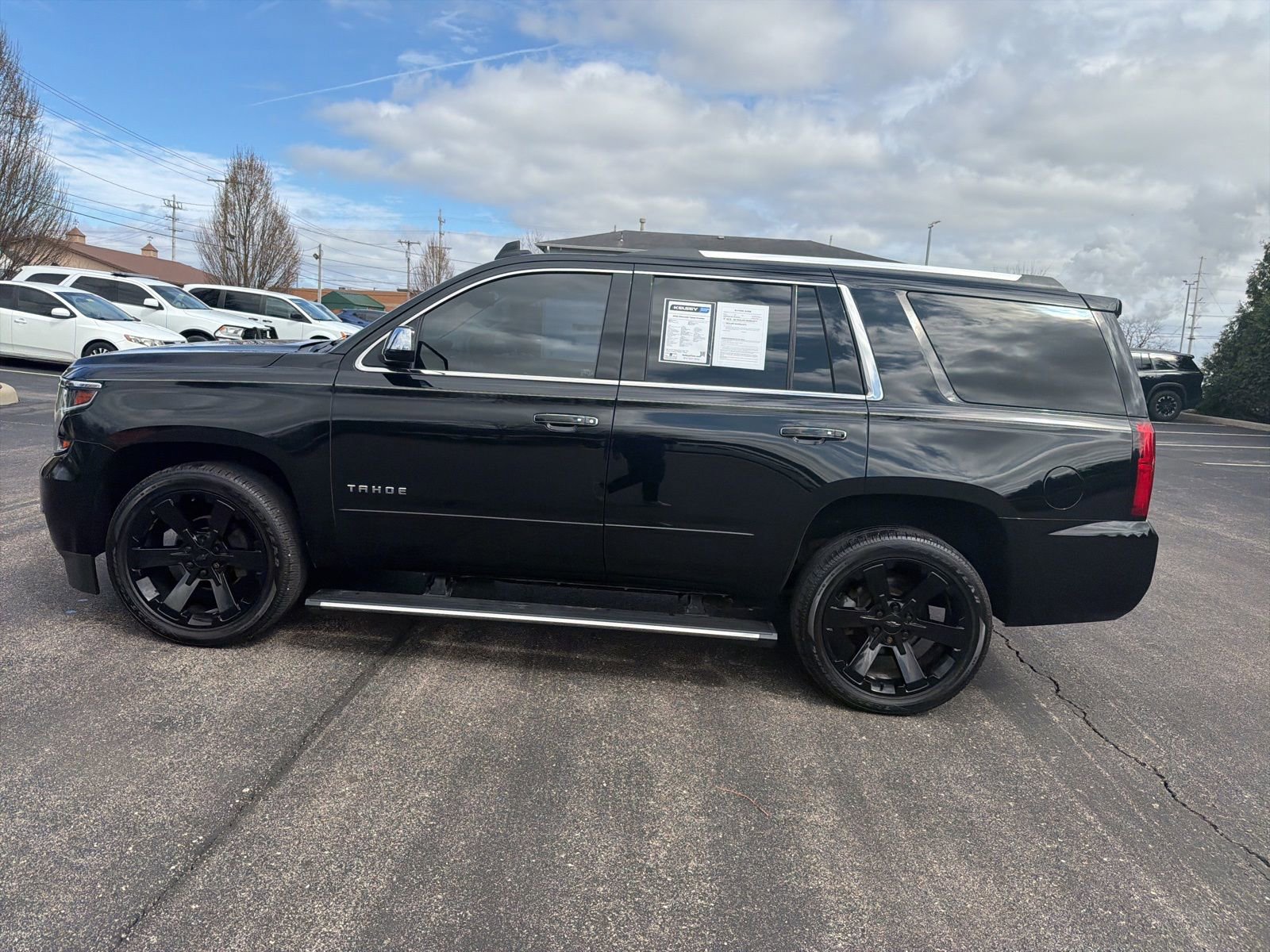 Used 2020 Chevrolet Tahoe Premier image 2