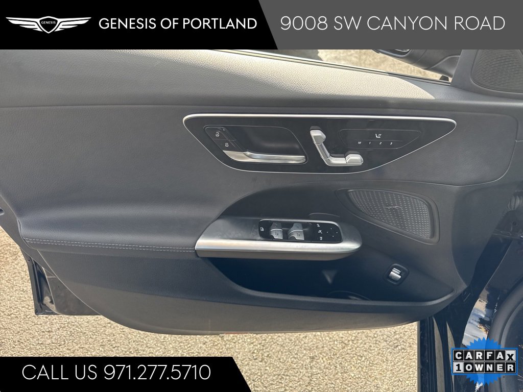 Used 2025 Mercedes-Benz C 300 4MATIC Sedan image 16