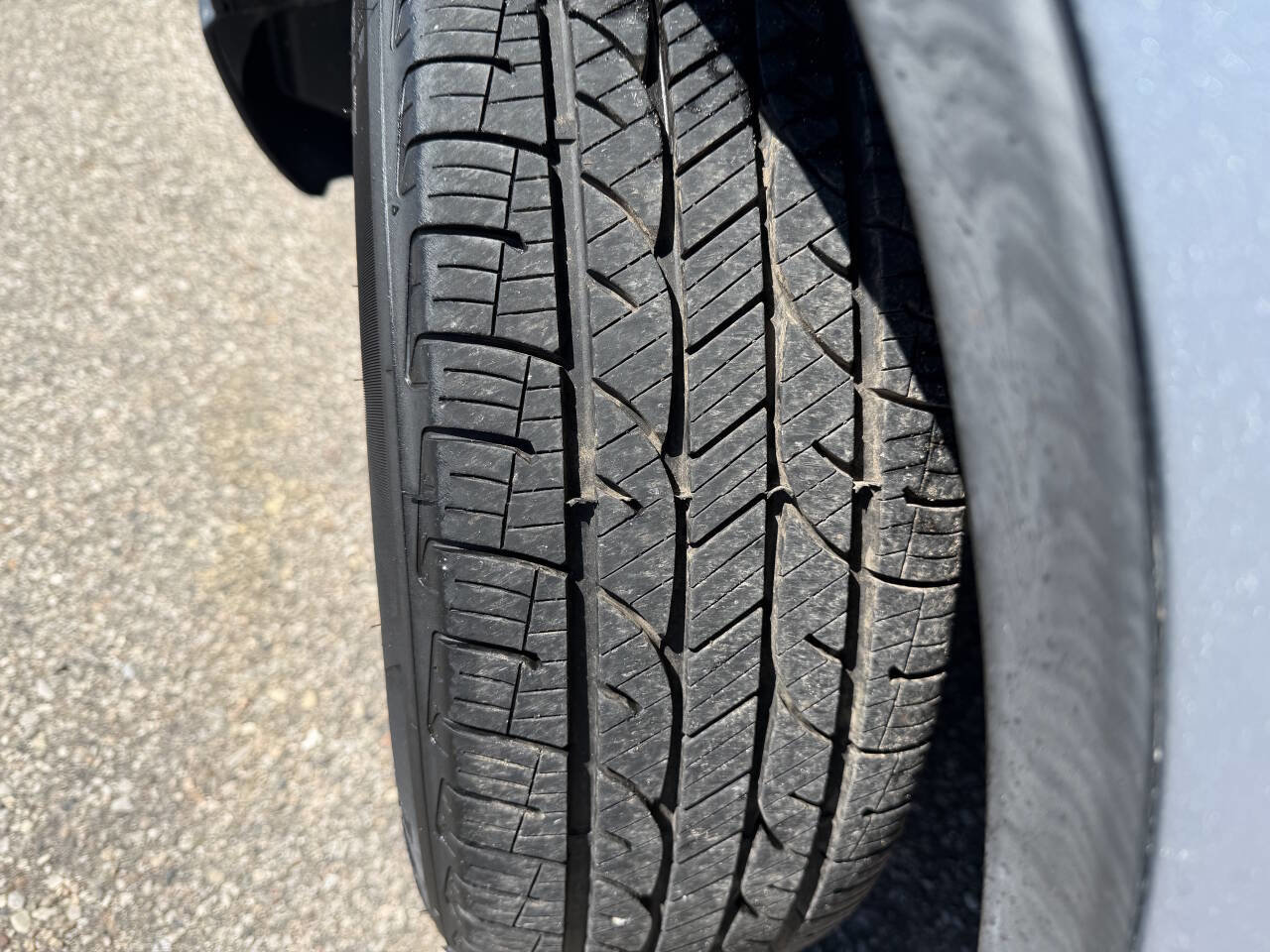 Used 2010 Honda CR-V LX image 14