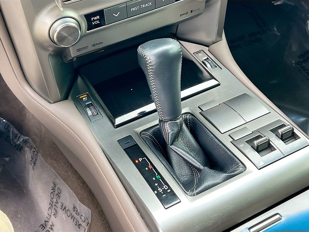 Used 2016 Lexus GX 460 w/ Comfort Package image 17