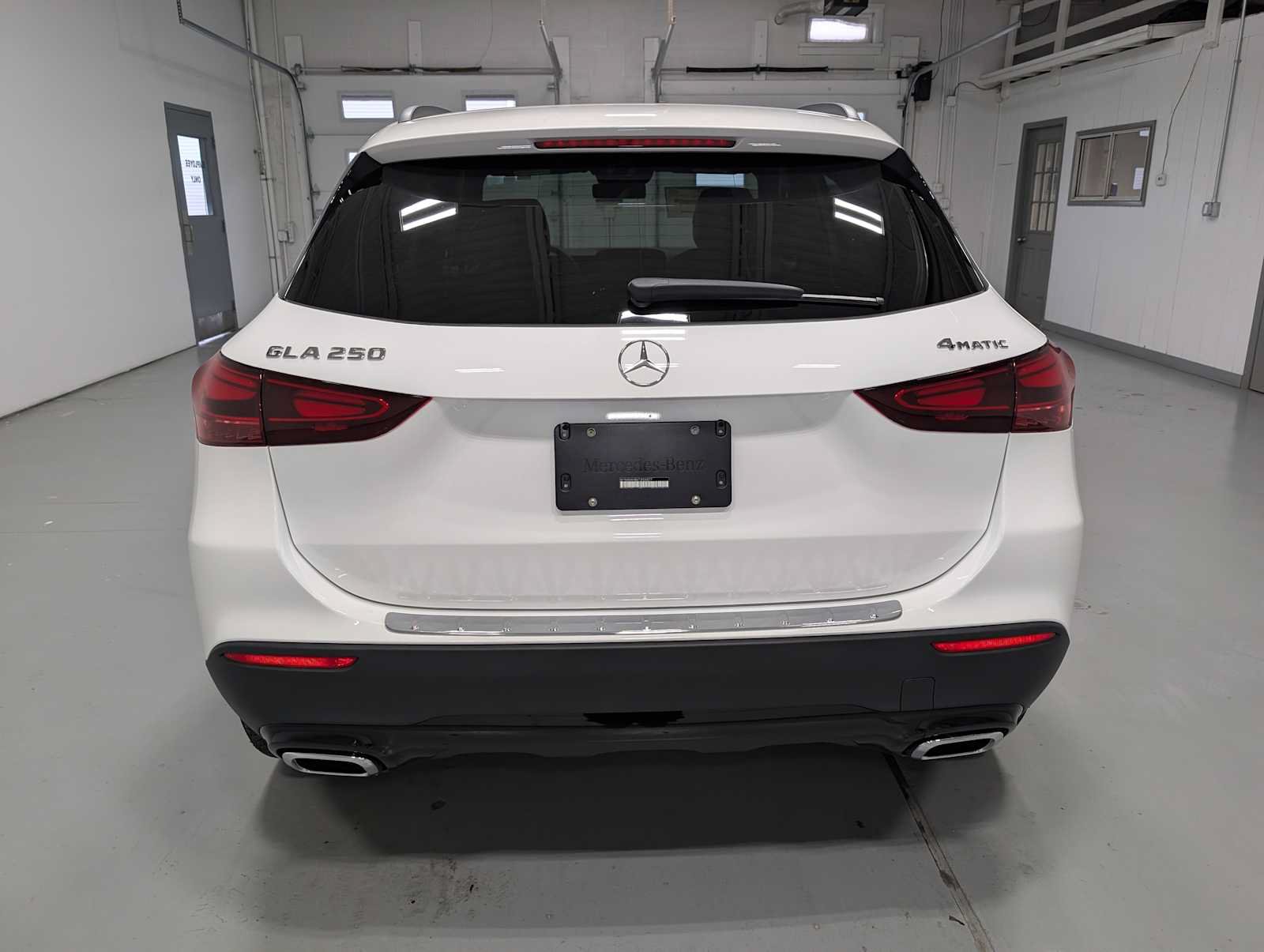 New 2026 Mercedes-Benz GLA 250 4MATIC image 8