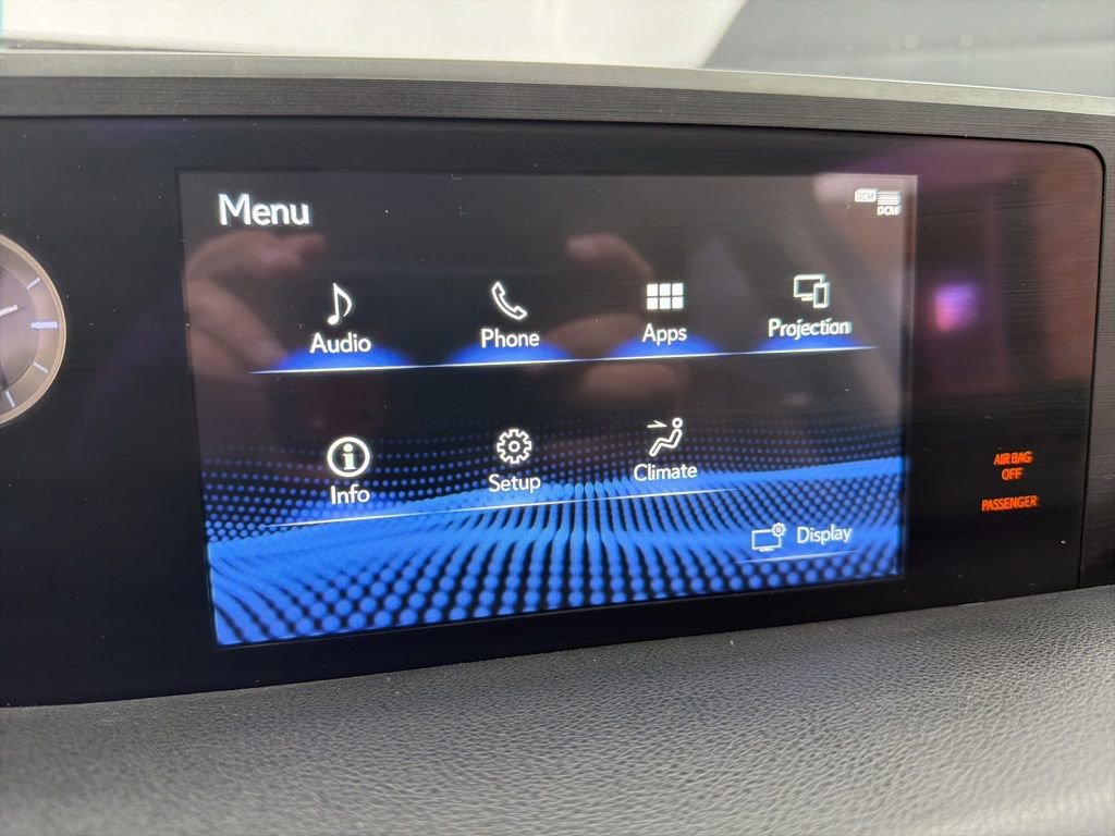 Used 2021 Lexus ES 300h w/ Premium Package image 18