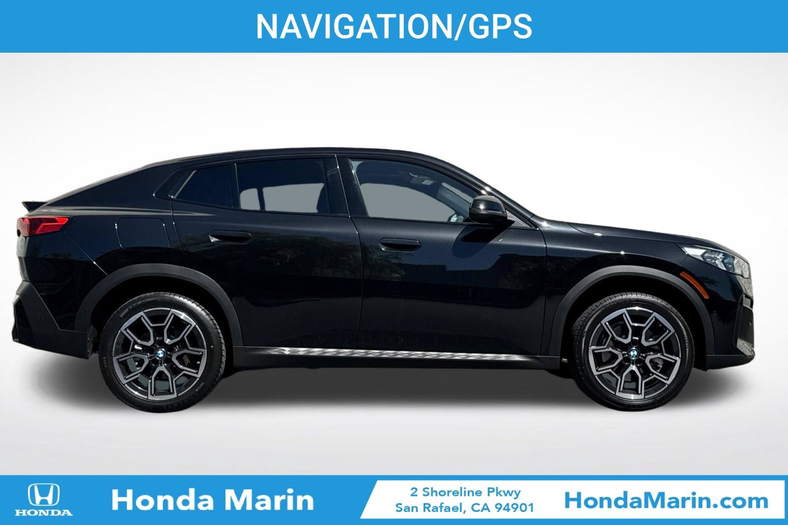 Used 2025 BMW X2 xDrive28i AWD/4WD image 3