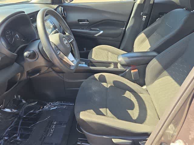 Used 2023 Nissan Kicks SV FWD image 16