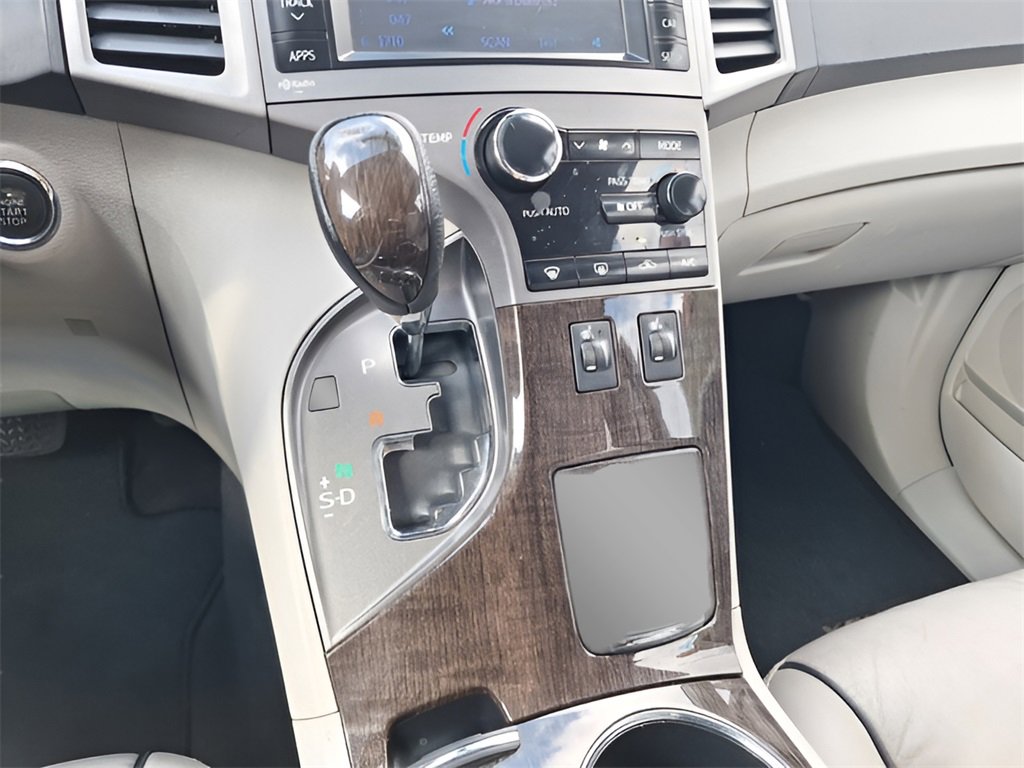 Used 2013 Toyota Venza XLE image 13