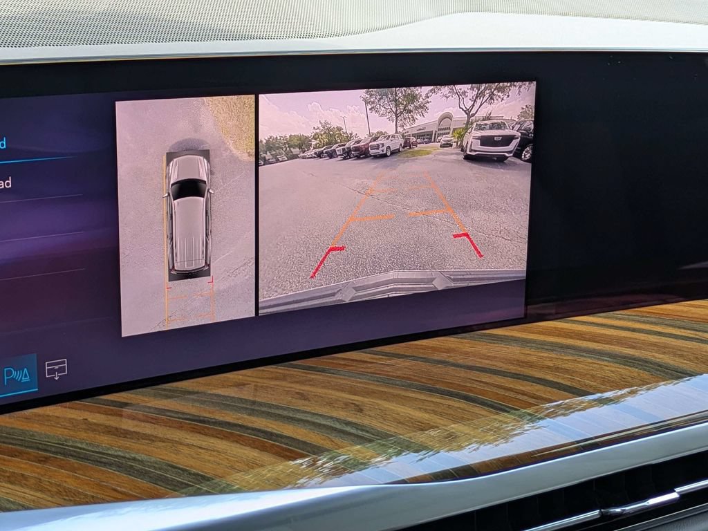 Certified 2025 Cadillac Escalade Sport Platinum w/ LPO, Floor Liner Package AWD/4WD image 25