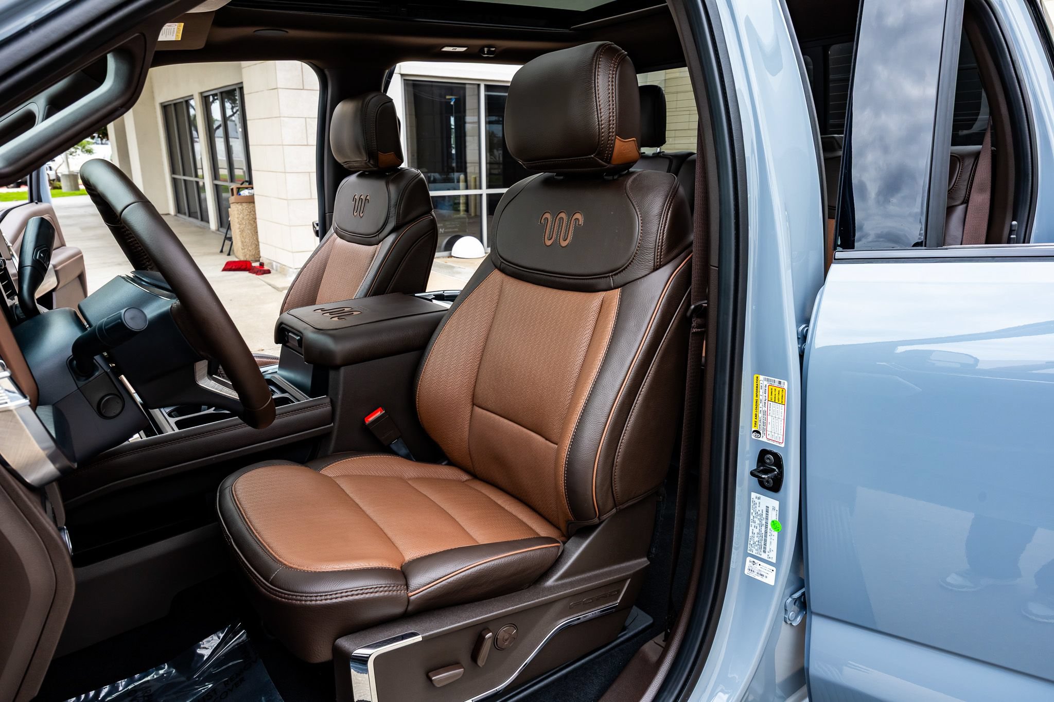 Used 2026 Ford F450 King Ranch w/ Chrome Package AWD/4WD image 31