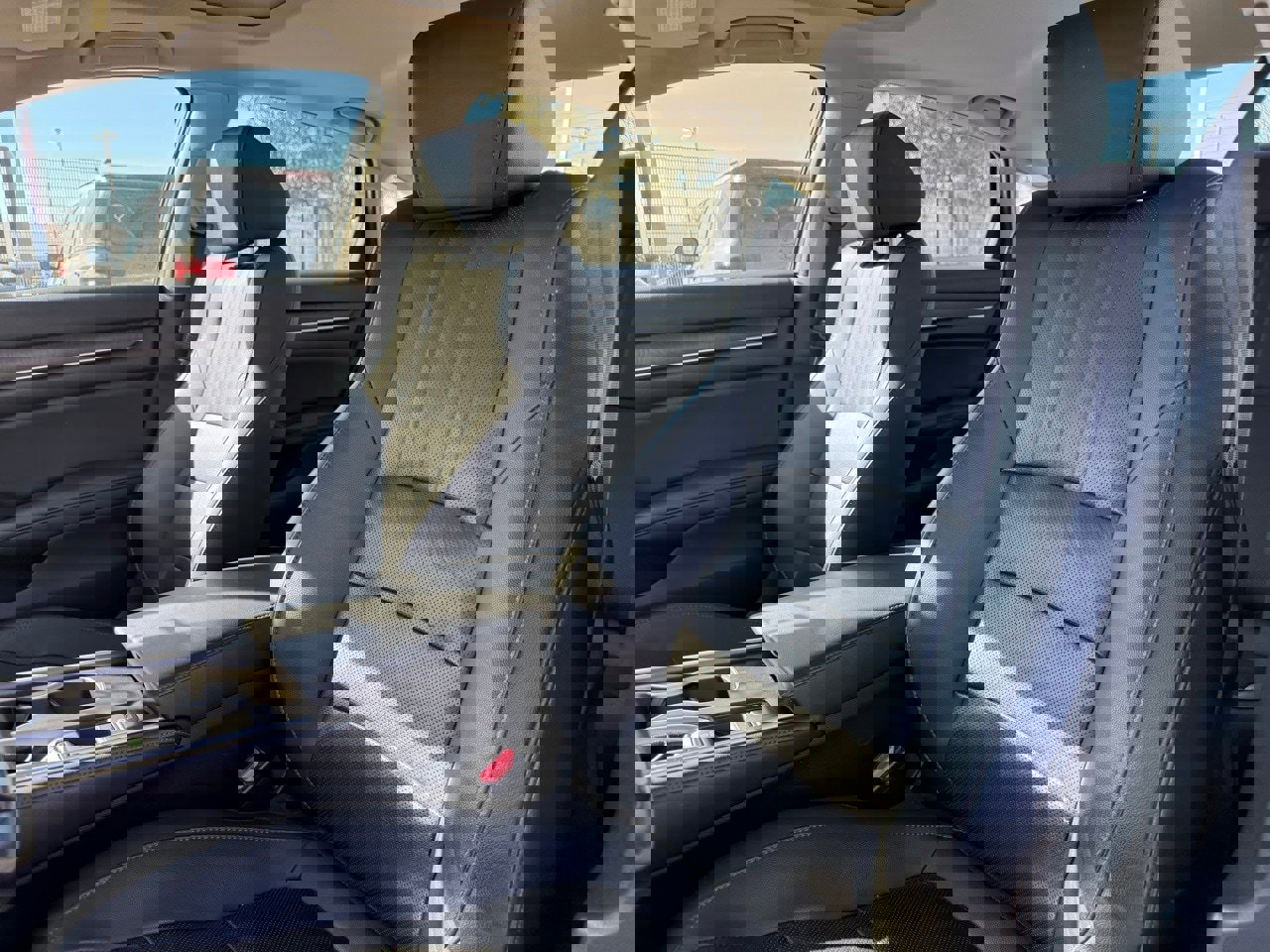 Used 2019 Honda Accord EX-L image 10