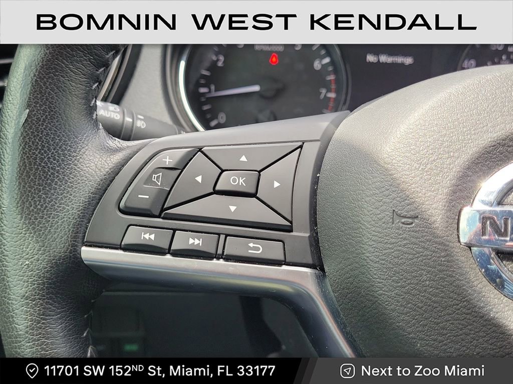 Used 2022 Nissan Rogue Sport SV image 15