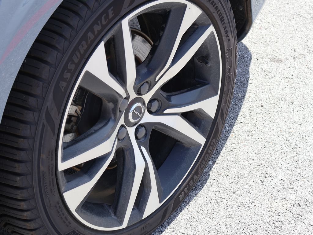 Used 2024 Volvo S60 B5 Plus AWD/4WD image 25