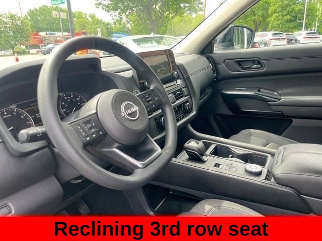 Used 2025 Nissan Pathfinder S AWD/4WD image 71