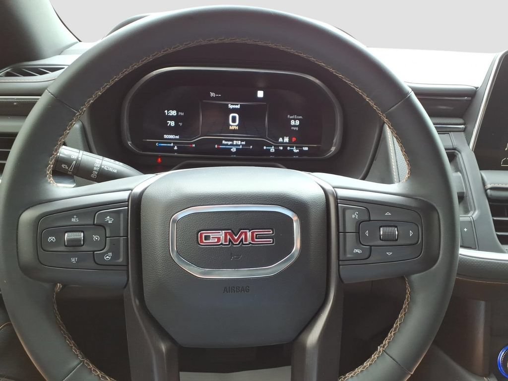 Used 2023 GMC Yukon AT4 w/ Technology Package AWD/4WD image 22