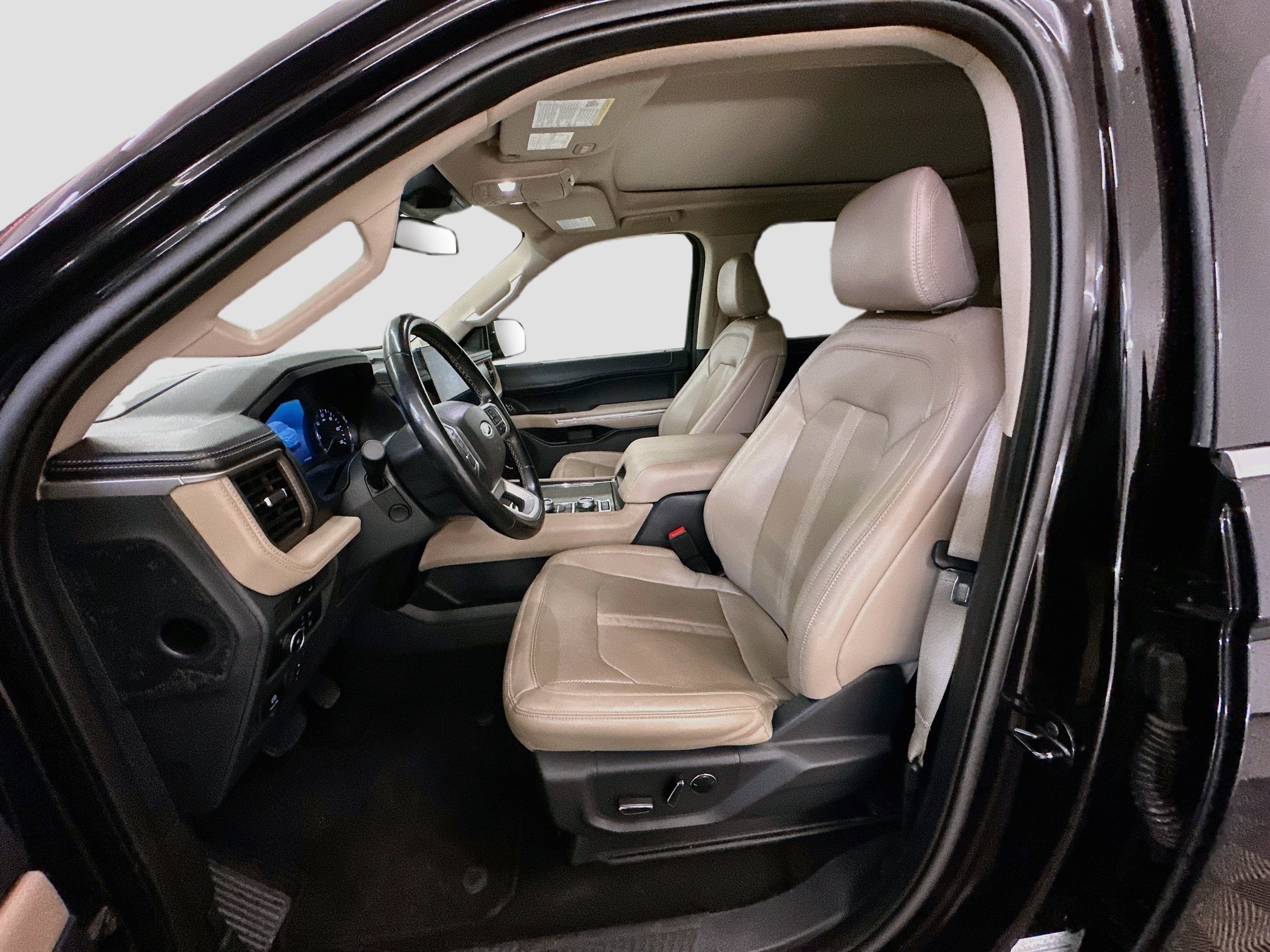 Used 2024 Ford Expedition Limited AWD/4WD image 13