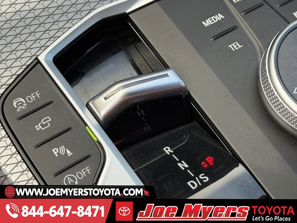 Used 2026 BMW 430i Coupe w/ M Sport Package image 21