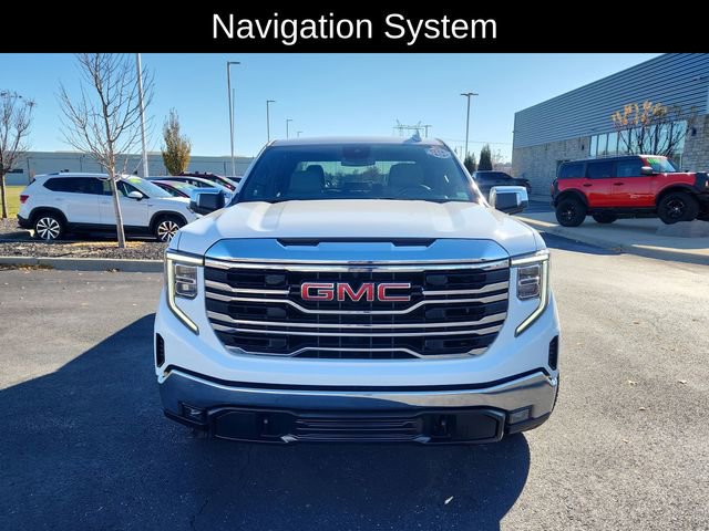 Used 2024 GMC Sierra 1500 SLT image 2