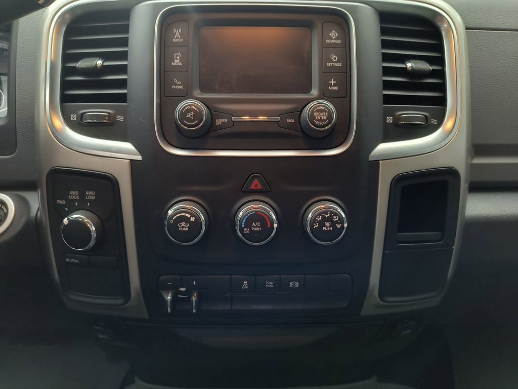 Used 2016 RAM 2500 SLT AWD/4WD image 23