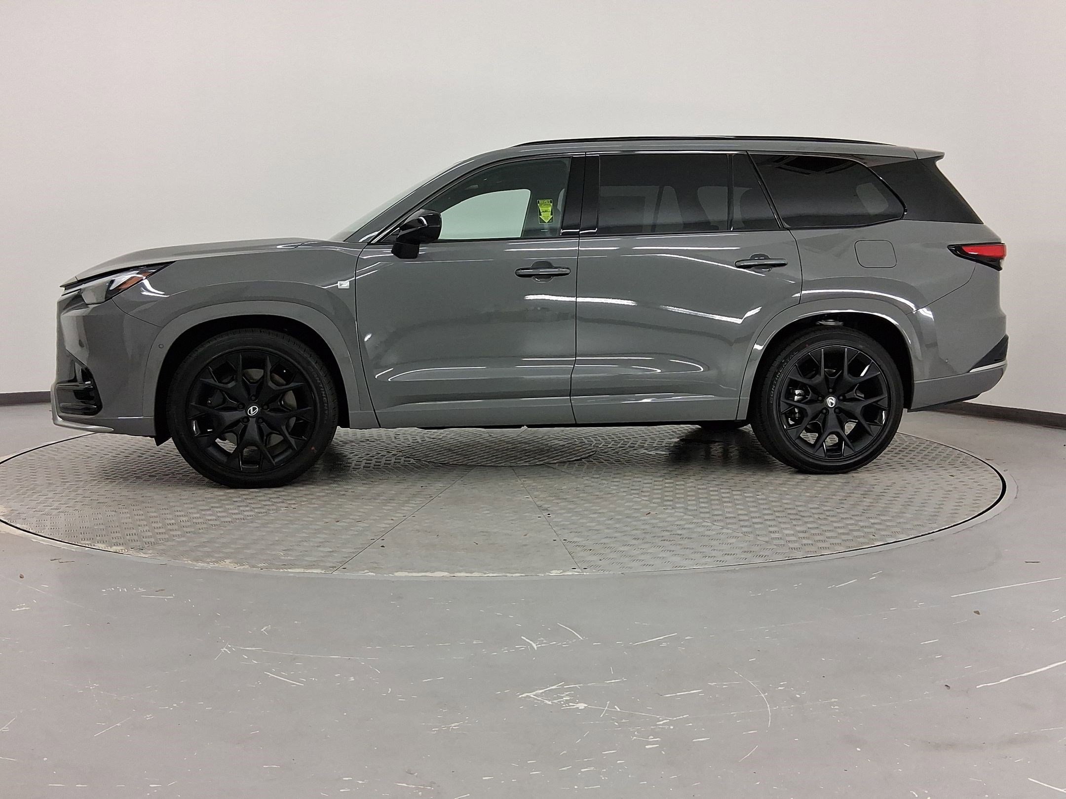 New 2026 Lexus TX 350 AWD image 2