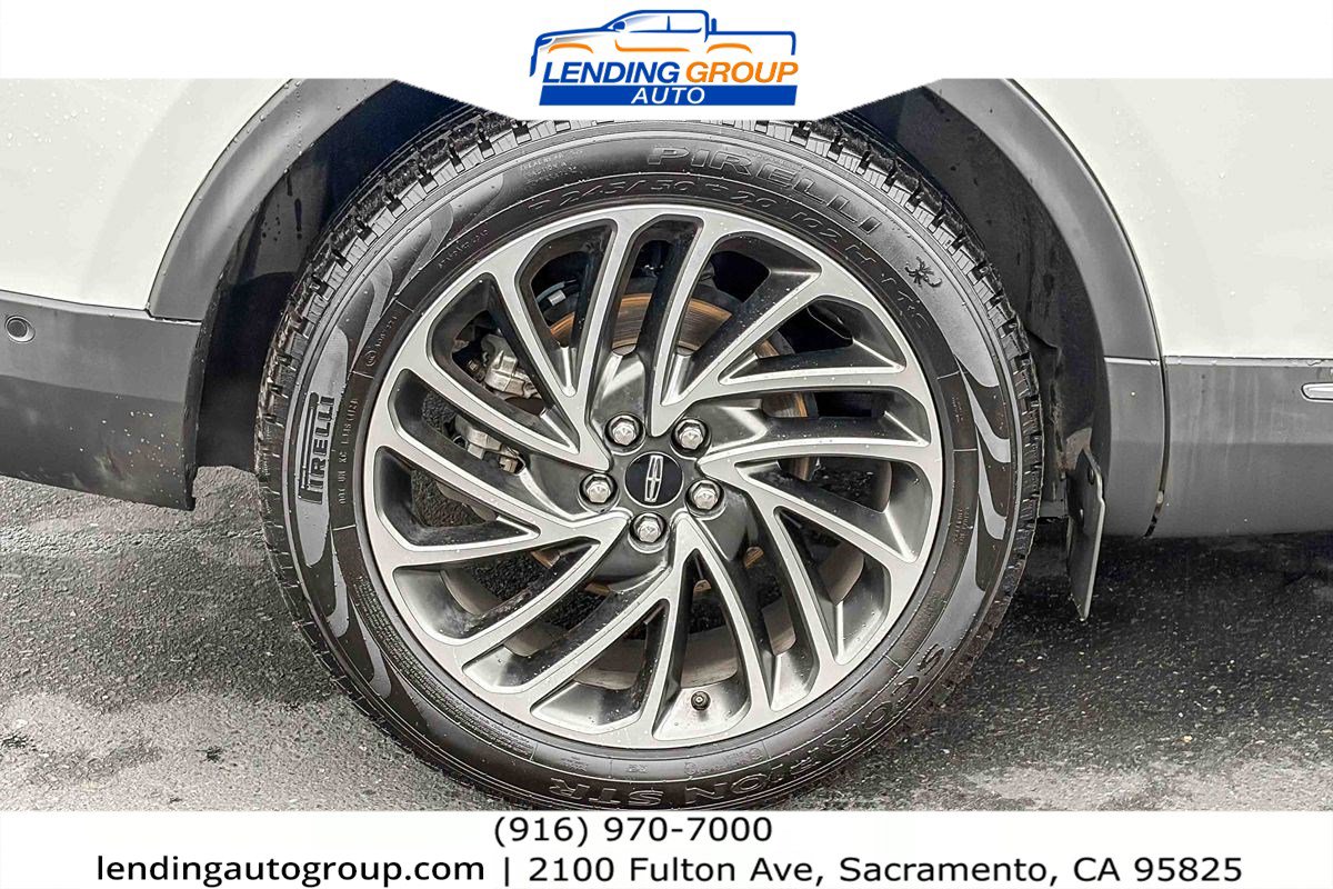 Used 2020 Lincoln Nautilus Reserve image 10