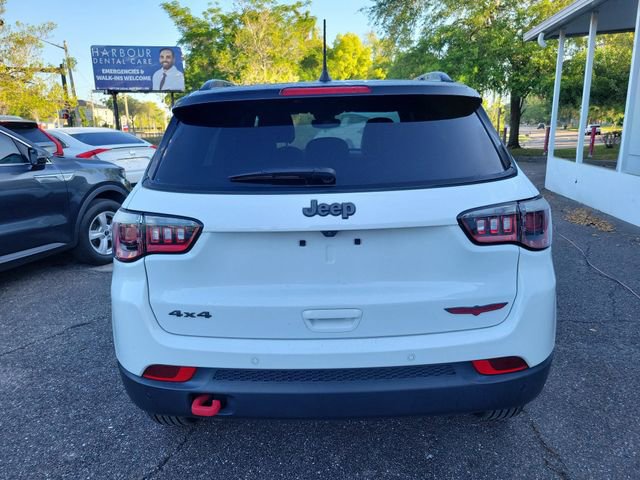 Used 2024 Jeep Compass Trailhawk AWD/4WD image 9