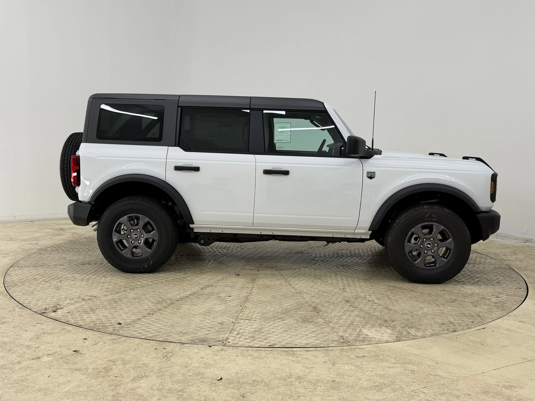 New 2026 Ford Bronco Big Bend image 8