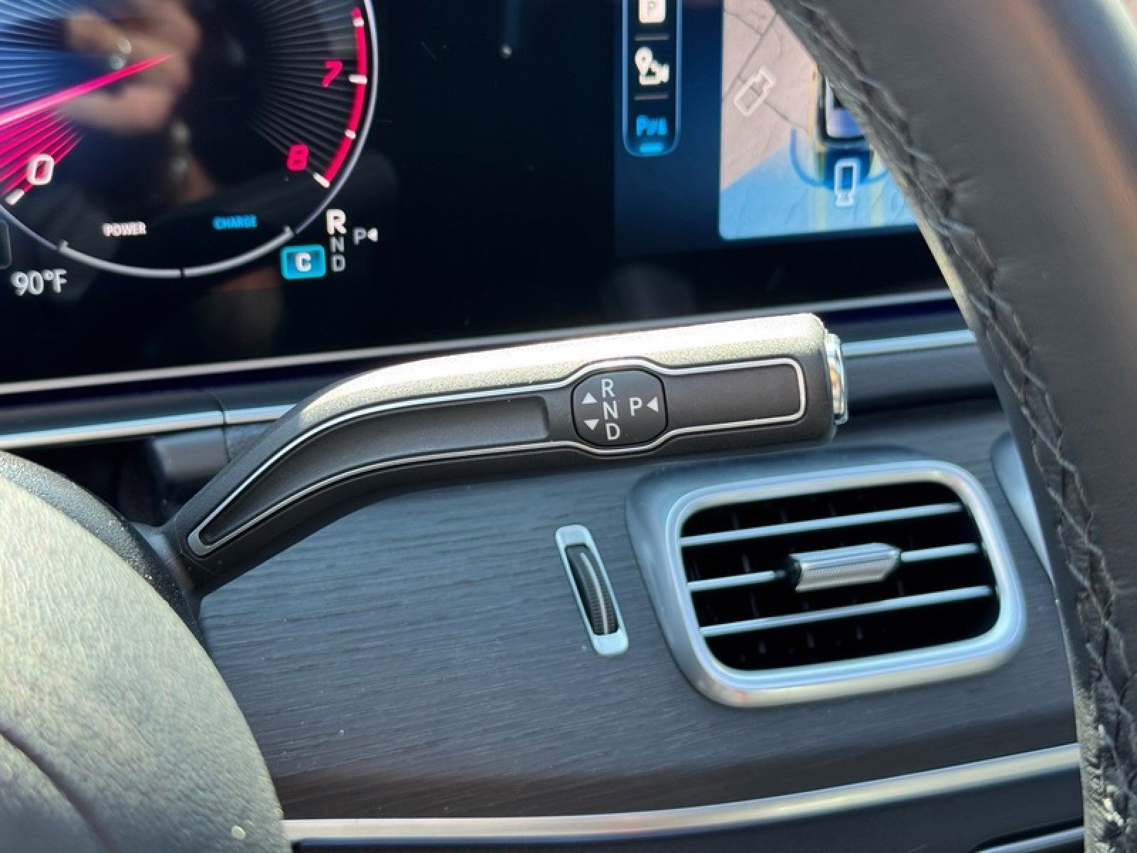 Certified 2026 Mercedes-Benz GLE 350 4MATIC image 32