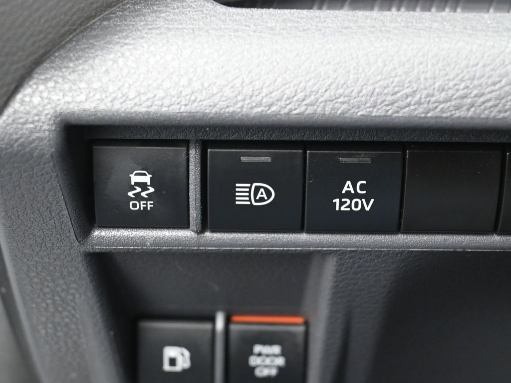 Certified 2024 Toyota Sienna XLE w/ XLE Plus Package image 16